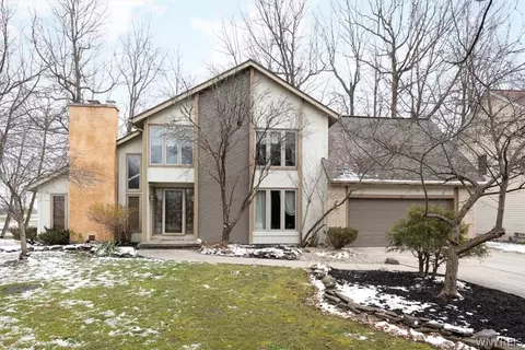 70 Coriander Ct, East Amherst, NY 14051