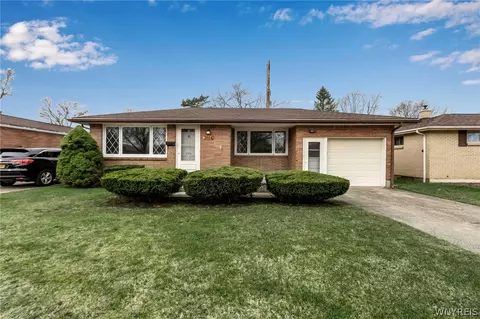 2654 Parker Blvd, Tonawanda, NY 14150