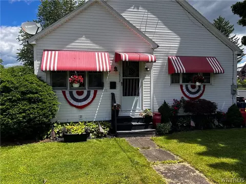 Exterior - 1512 Walnut St, Olean, NY 14760 photo 4 of 10
