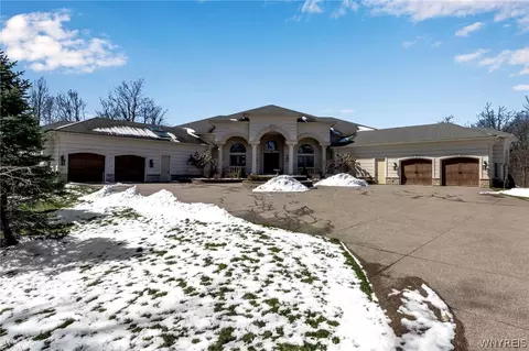 4730 Thompson Rd, Clarence, NY 14031