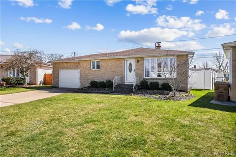 91 Knollwood Dr, Cheektowaga, NY 14227