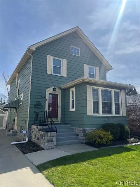 714 Mount Vernon Rd, Cheektowaga, NY 14215