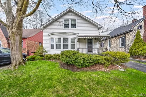 132 Louvaine Dr, Buffalo, NY 14223