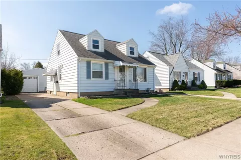 127 Bering Ave, Buffalo, NY 14223