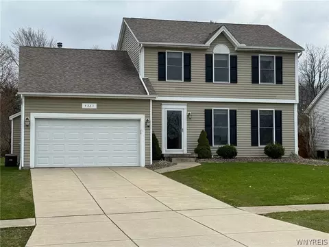 4327 Manor Ln, Hamburg, NY 14075