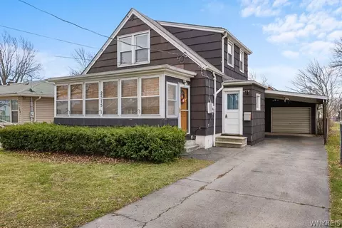 2575 Jerauld Ave, Niagara Falls, NY 14305