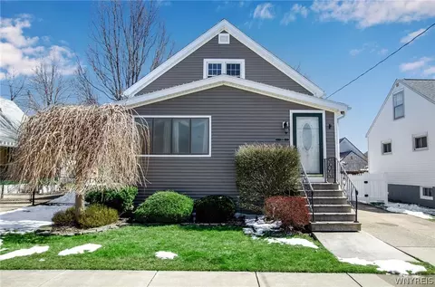 113 Cable St, Buffalo, NY 14206