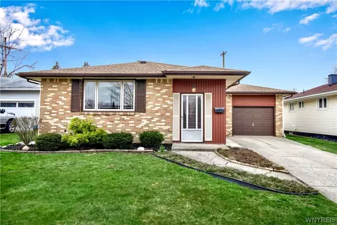 60 Brentwood Dr, Cheektowaga, NY 14227