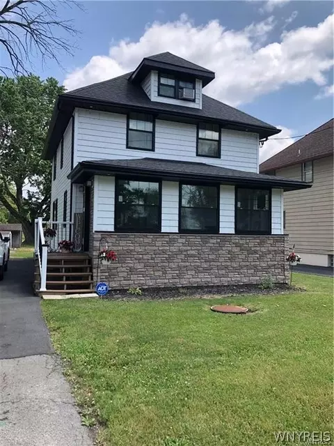 2447 River Rd, Wheatfield, NY 14304