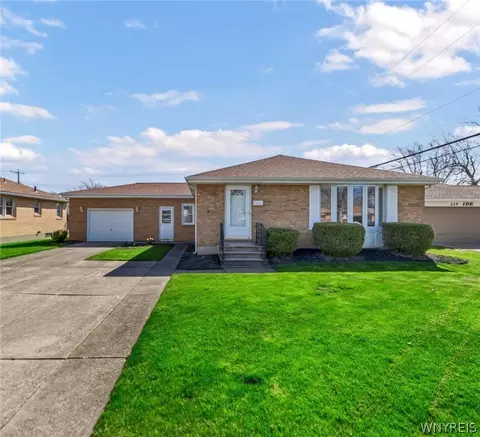 127 Waltercrest, West Seneca, NY 14224
