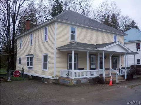 21 Washburn Ave, Franklinville, NY 14737