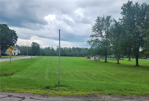00-001 Griswold Rd, Royalton, NY 14001