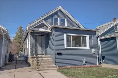 16 Houston St, Buffalo, NY 14220