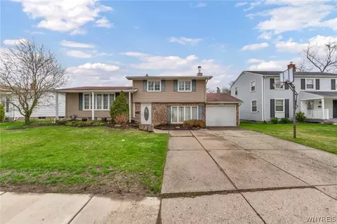 85 Sunset Ter, Tonawanda, NY 14150