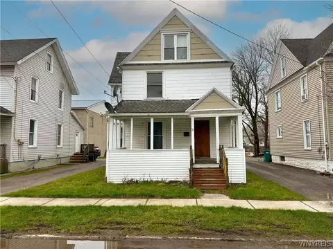 11 Holland Ave, Batavia, NY 14020