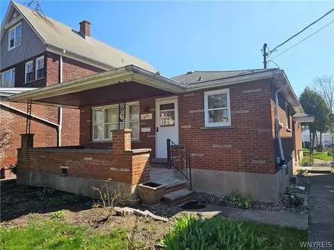 539 25th St, Niagara Falls, NY 14301