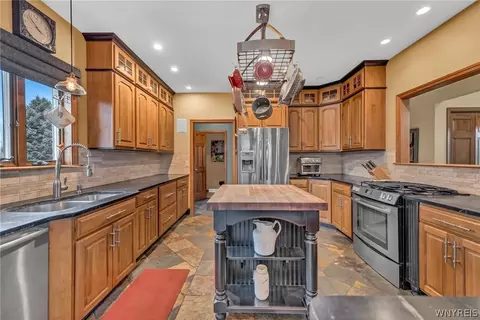 5342 Irish Rd, Pendleton, NY 14120 photo 4