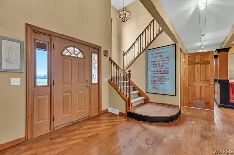 5342 Irish Rd, Pendleton, NY 14120 photo 3