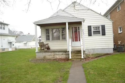 533 28th St, Niagara Falls, NY 14301