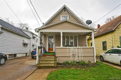 49 6th Ave, North Tonawanda, NY 14120