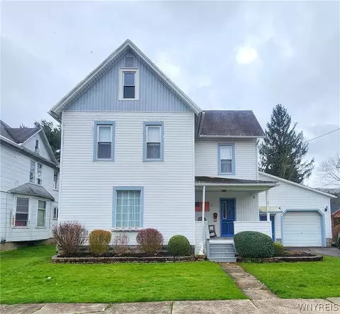 75 Adams St, Salamanca, NY 14779
