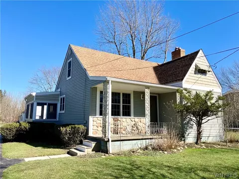 538 Lake Ave, Lancaster, NY 14086