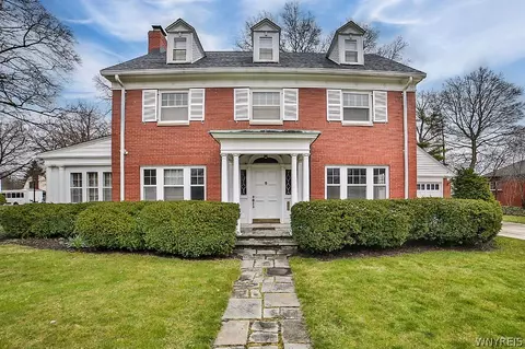 739 745 Van Rensselaer Ave, Niagara Falls, NY 14305