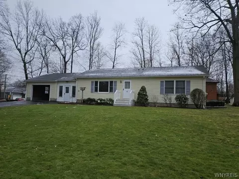 2 Birchwood, Castile, NY 14530