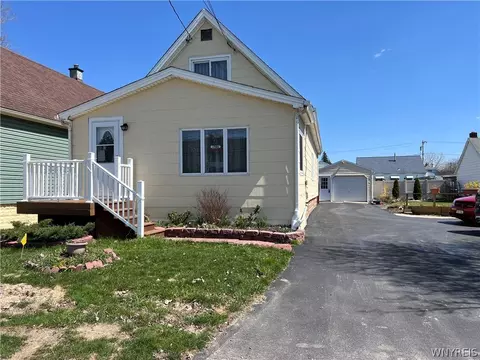 539 Harlem Rd, West Seneca, NY 14224