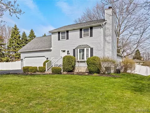236 Ferndale Rd, Amherst, NY 14221