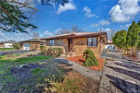 1018 French Rd, Cheektowaga, NY 14227