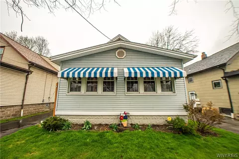 50 Tindle Ave, West Seneca, NY 14224