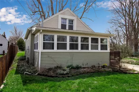 2703 Riverton Ave, Hamburg, NY 14075