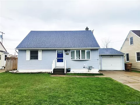 47 W Melcourt Dr, Cheektowaga, NY 14225