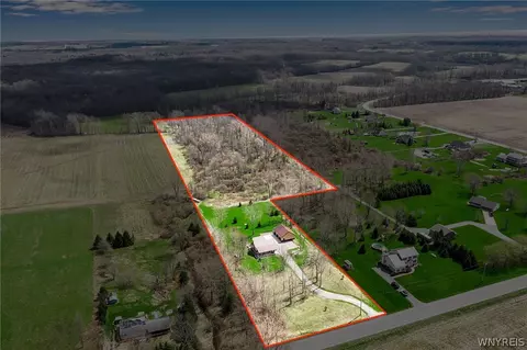 View/Area - 7655 Tesnow Rd, Akron, NY 14001 photo 2 of 4