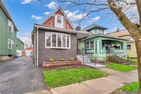 79 Royal Ave, Buffalo, NY 14207