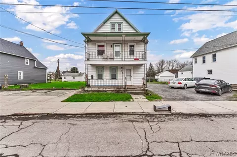 23 Laverack Ave, Lancaster, NY 14086