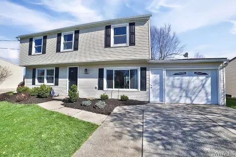 3936 Yale Ave, Hamburg, NY 14075