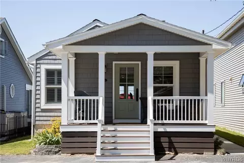 131 Midshore Dr, Buffalo, NY 14219
