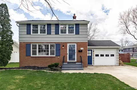 170 Ava Ln, Amherst, NY 14221