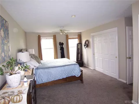 Bedroom - 4018 Retsof Rd, Piffard, NY 14533 photo 5 of 8