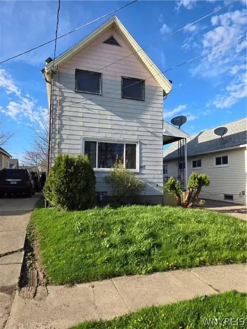 70 Reiman St, Buffalo, NY 14206
