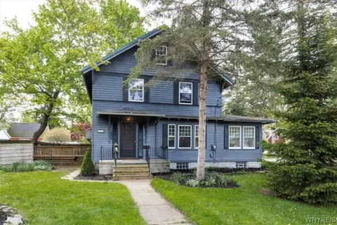 461 Griggs Pl, Aurora, NY 14052