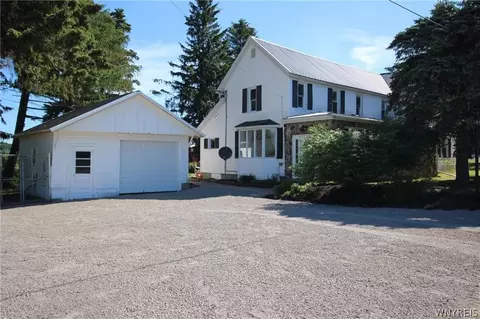 3993 Mote Rd, Wethersfield, NY 14066