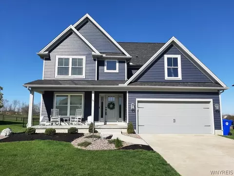 20 Jaycee Ln, West Seneca, NY 14224