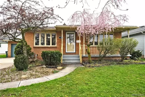 12 Santin Dr, Cheektowaga, NY 14225