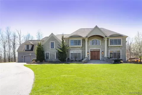 6575 Meghan Rose Way, East Amherst, NY 14051