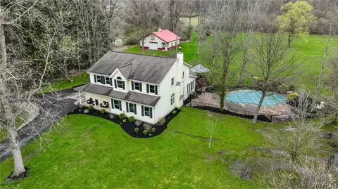 10367 Tillman Rd, Clarence, NY 14031