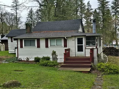117 Summerset Dr, Java, NY 14009