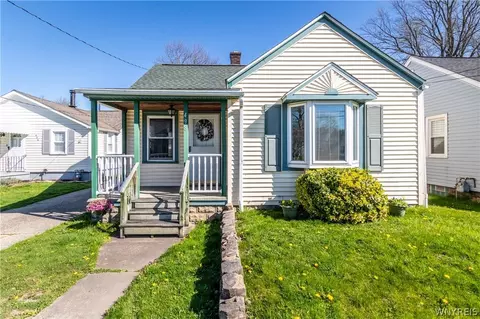 498 Esther St, North Tonawanda, NY 14120